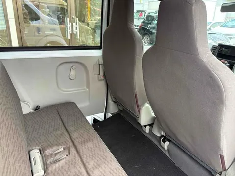 Nissan Clipper