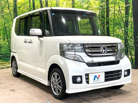 Honda N-BOX Custom