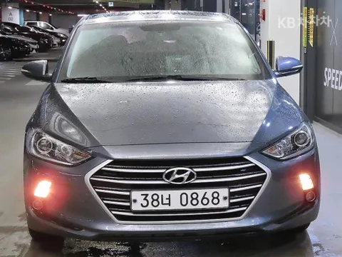 Hyundai Elantra (Avante)