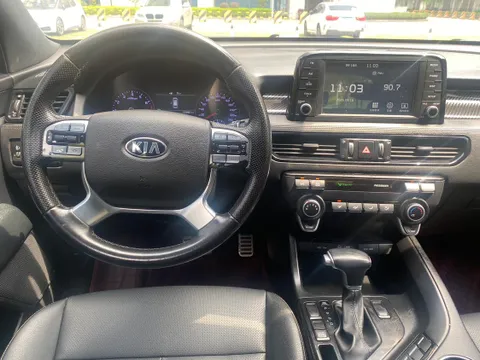 Kia KX7