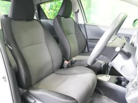 Toyota Yaris (Vitz)