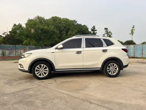 Roewe RX5
