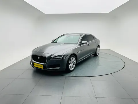 Jaguar XFL