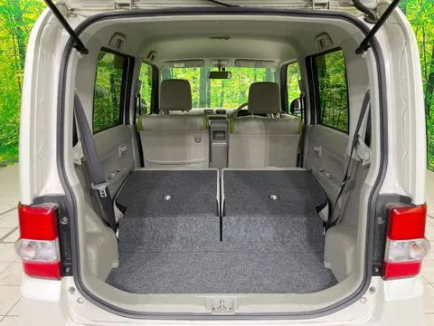 Toyota Pixis Space