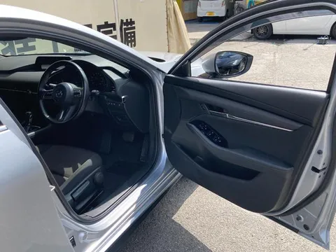 Mazda MAZDA3 Fastback
