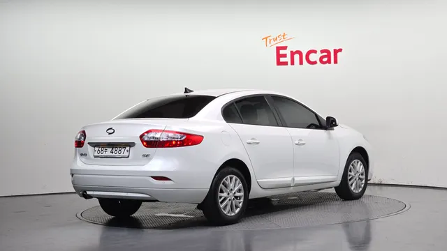 Renault SM3