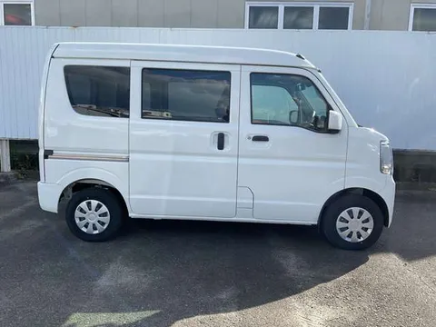 Nissan Clipper