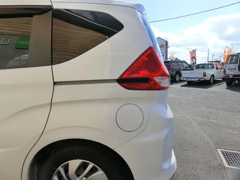 Honda Freed Plus