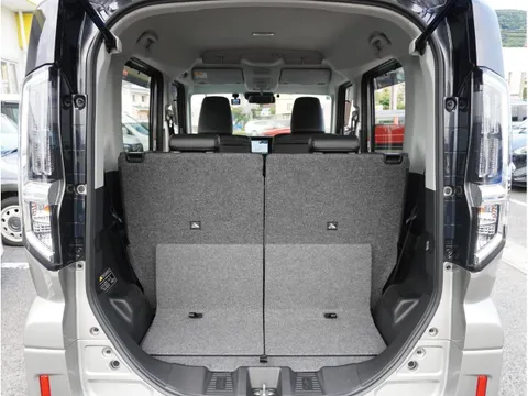 Suzuki Spacia Custom