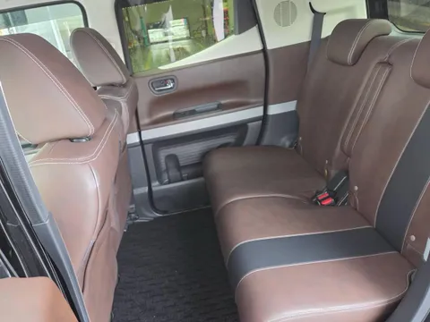 Honda N-BOX Slash