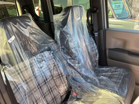 Honda N-BOX Joy