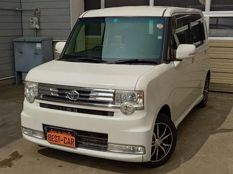 Toyota Pixis Space