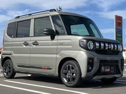 Suzuki Spacia Gear