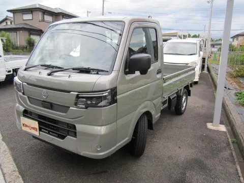 Nissan Clipper Truck