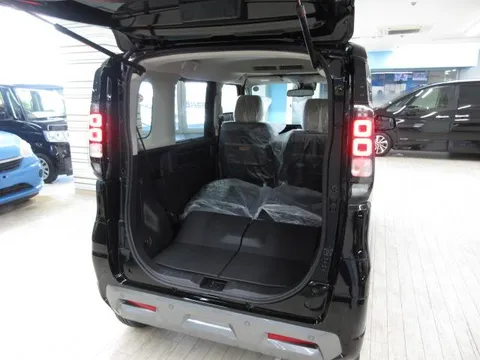 Mitsubishi Delica Mini