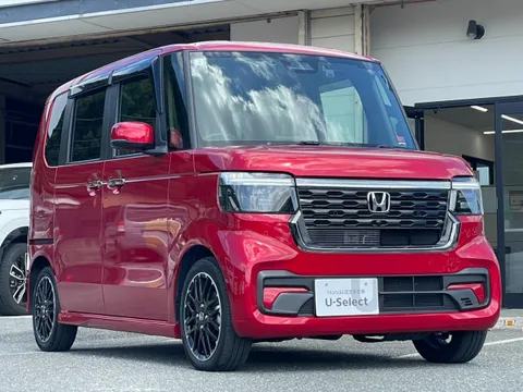Honda N-BOX Custom