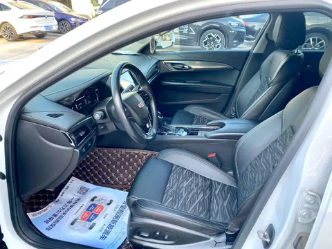Cadillac ATS-L