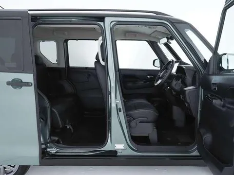 Mitsubishi Delica Mini