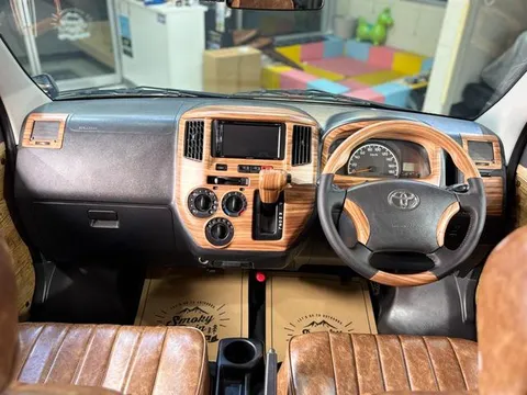 Toyota TownAce Van