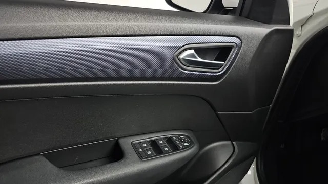 Renault XM3