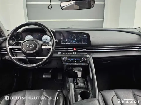 Hyundai Elantra (Avante)