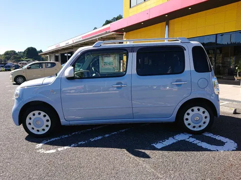 Daihatsu Mira Cocoa
