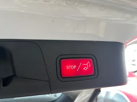 Mercedes-Benz Mercedes-Benz GLB