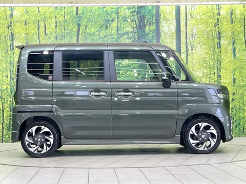 Suzuki Spacia Custom