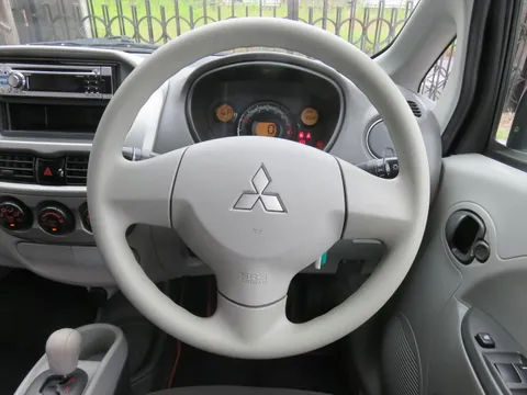 Mitsubishi I