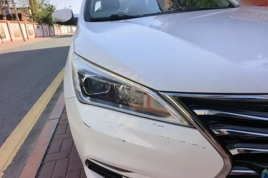 Changan Eado DT