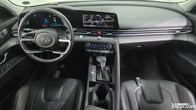 Hyundai Elantra (Avante)