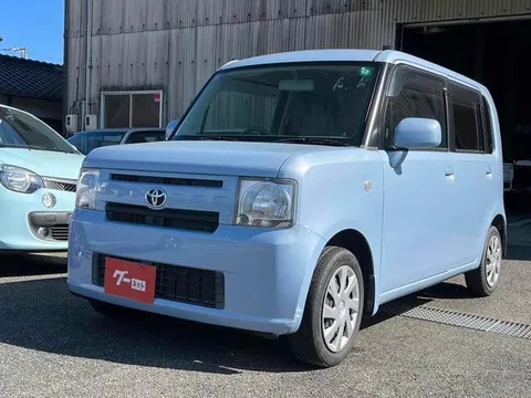 Toyota Pixis Space