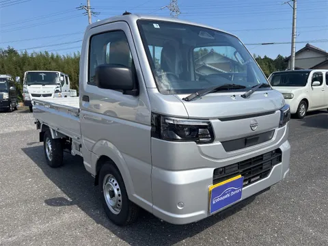 Nissan Clipper Truck