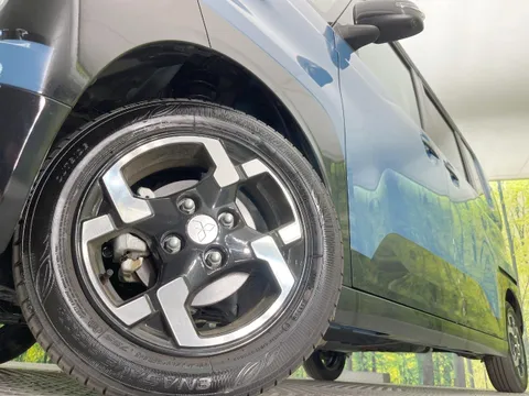 Mitsubishi Delica Mini
