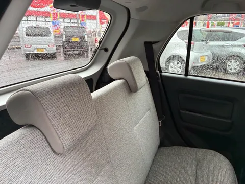 Daihatsu Mira Tocot