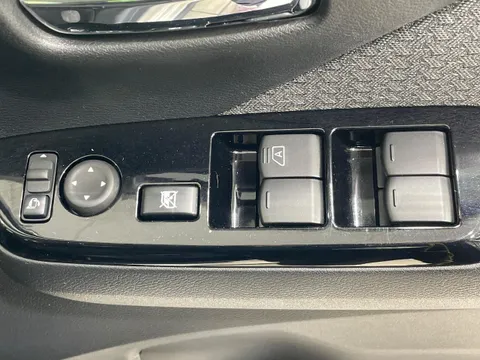 Mitsubishi eK X