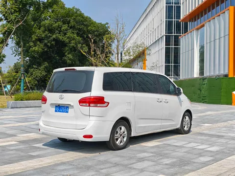 Maxus G10