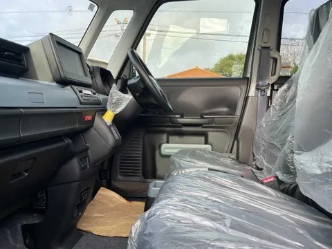 Suzuki Spacia Base