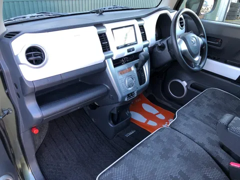 Mazda Flair Crossover