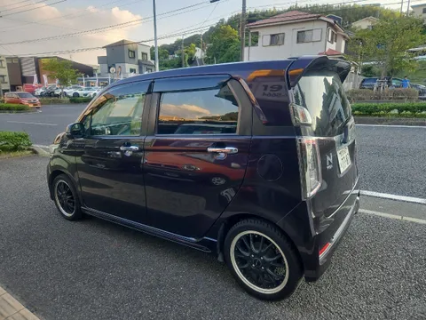 Honda N-WGN Custom