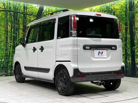 Suzuki Spacia Gear