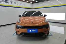 Lynk & Co 02