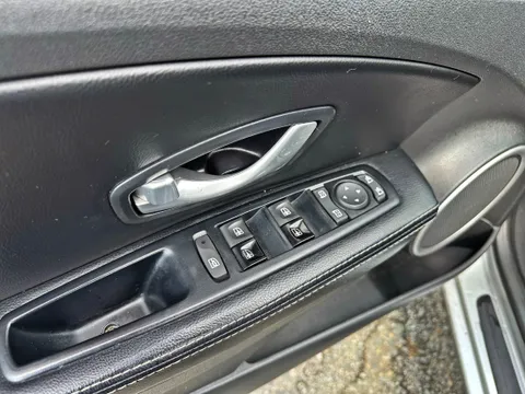 Renault SM3
