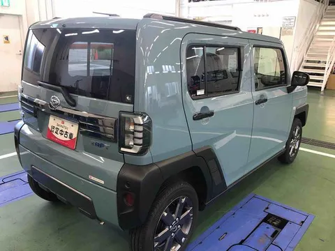 Daihatsu Taft