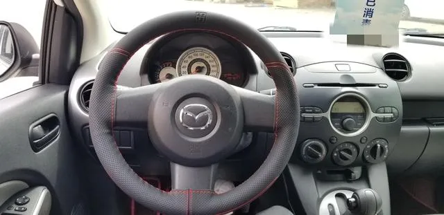 Mazda Mazda 2