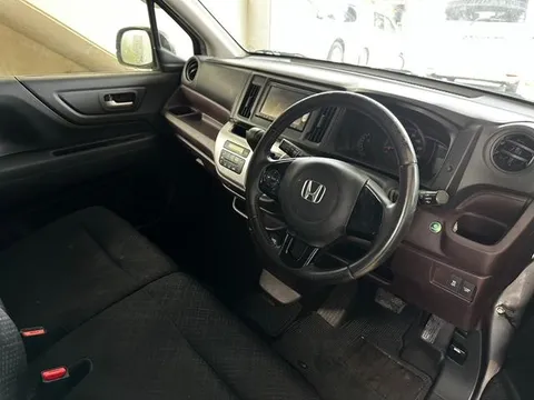 Honda N-WGN Custom