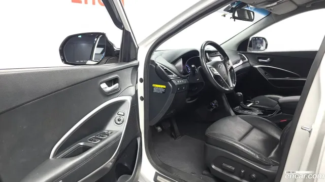 Hyundai Grand Santa Fe (Maxcruz)
