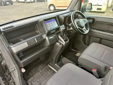Honda N-VAN Plus Style