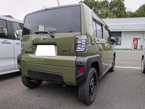 Daihatsu Taft