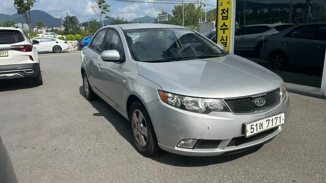 Kia Cerato (Forte)